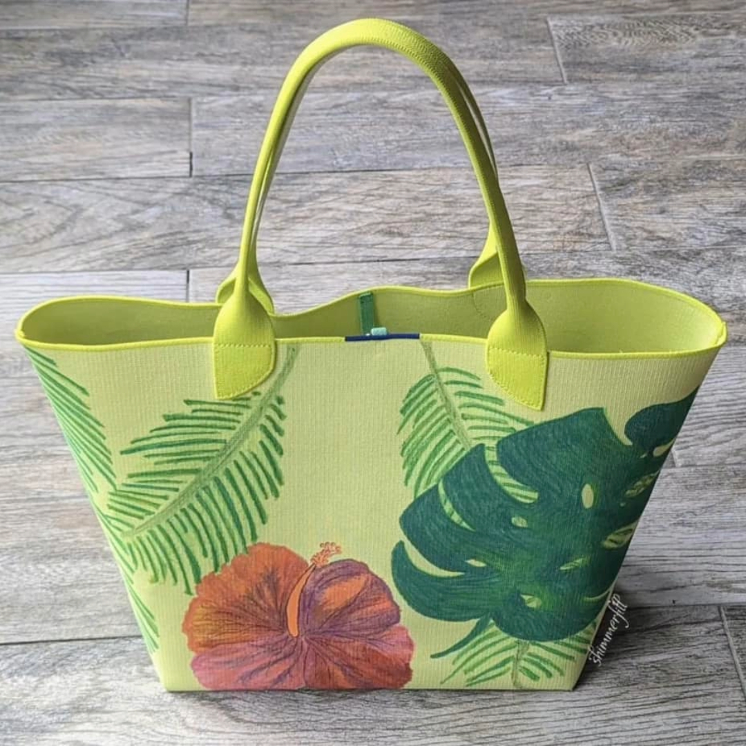 SurfPaints_'s tweet image. Why carry a boring bag when you can create a masterpiece? Grab Surfpaints NOW! 

@Jamye Divila Largent

Check out our collection here👉 surfpaints.com.au/collections/all

#Surfpaints #BagMakeover #CustomizeEverything #PaintYourStyle #NoMoreBoringBags #DIY #Shorts