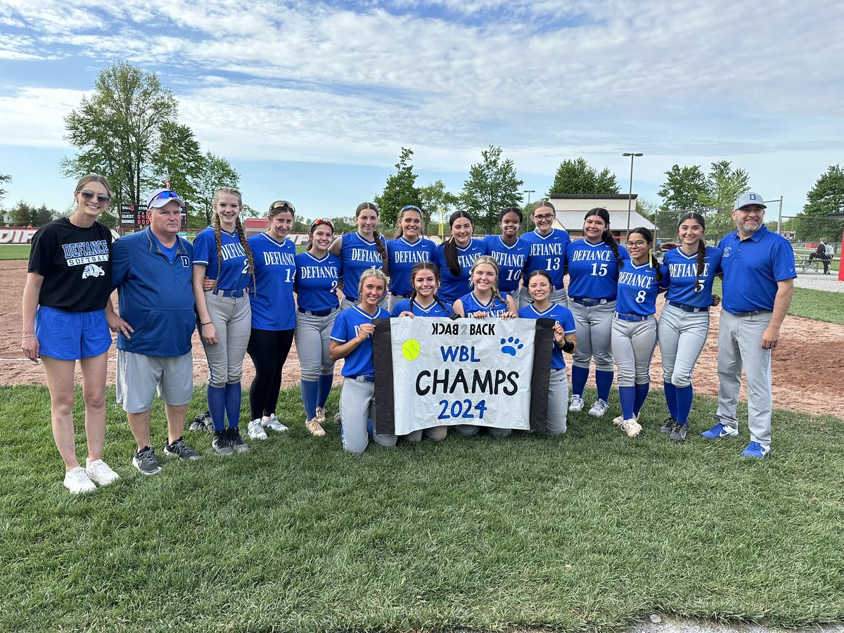 DefianceSBall's tweet photo. We had a great first week of practice! We’re excited for the continued progress. Keep pushing and great things will happen! #goals #defidoes #workinghard #motivation #traditon https://t.co/gW0bzOnRmo