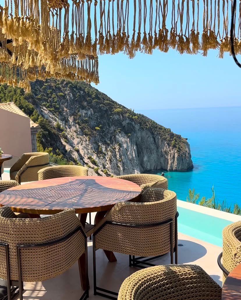 Estoy tan agradecido de poder vivir la vida en mis propios términos🙏🏻💰🇺🇸🇨🇺 Grecia era tan perfecta🇬🇷