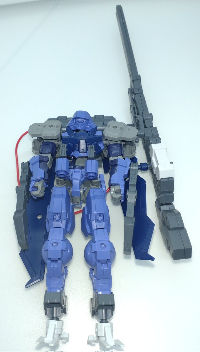 LECROSSBONES's tweet image. #30MM夜間都市戦
#30MMバイロン軍
ワイアーム
空戦機の高機動と超長距砲撃機体の高火力の両立を目指して開発された
長大なロングレンジバスターキャノンを持ち、主に高高度からの打ち下ろし攻撃を行う