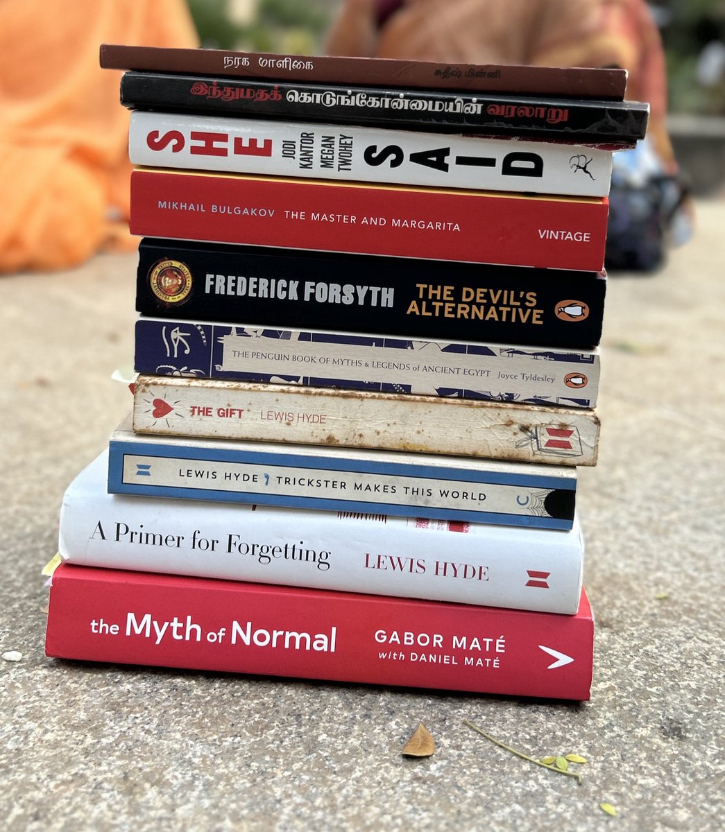 Poonga Book Club tweet media