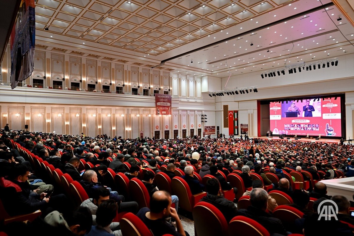 Ankara Peygamber Sevdalıları Derneği (@psdankara) on Twitter photo Ankara’daki İslami STK'lar olarak ANFİDAP çatısı altında Şehitler Gecesi'ni tertip ettik. Ömer Karaoğlu’nun ezgileriyle manevi bir atmosfer oluşurken, Abdulaziz Kranşal şehadet bilincimizi tazeledi. Hamas yetkilisi Mervan Muhammed Ebu Ras Aksa Tufanı'na değindi. 
#ŞehitlerGecesi" Ankara’daki İslami STK'lar olarak ANFİDAP çatısı altında Şehitler Gecesi'ni tertip ettik. Ömer Karaoğlu’nun ezgileriyle manevi bir atmosfer oluşurken, Abdulaziz Kranşal şehadet bilincimizi tazeledi. Hamas yetkilisi Mervan Muhammed Ebu Ras Aksa Tufanı'na değindi. 
#ŞehitlerGecesi"