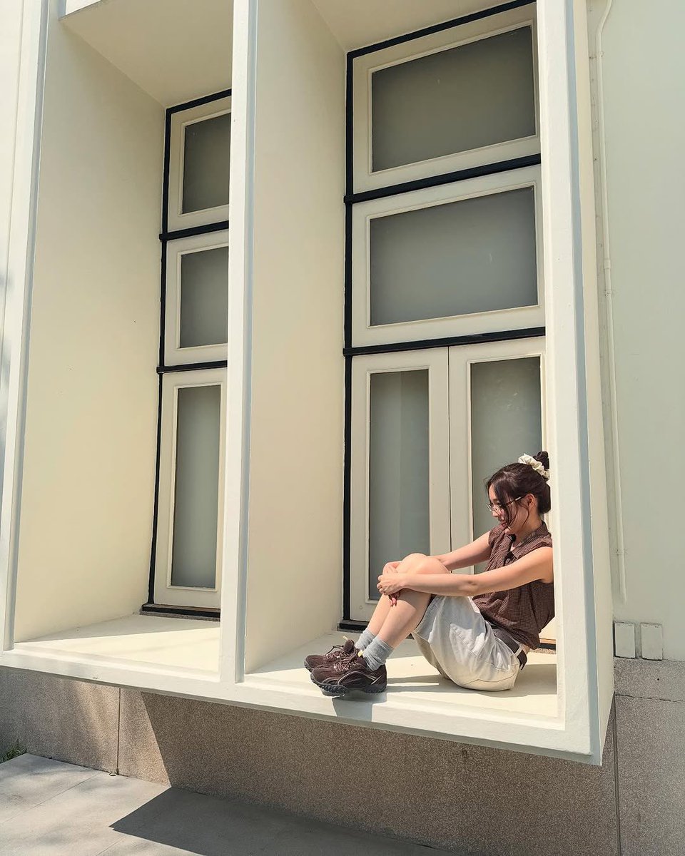 luvrrukkph's tweet photo. — 📸 250222 filathailand IG Post 

Spot @loverrukk in FILA Echappe Choco🍫✨

#FILAThailand #FILAEchappe
#loverrukk #มินิฮาร์ทของเลิฟ