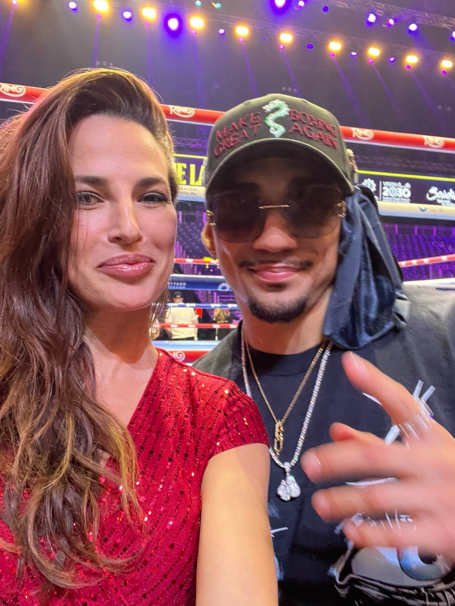 JoAnkierTV's tweet photo. “Make boxing great again” @TeofimoLopez 🥊💥 #boxing @BoxingNow_ https://t.co/1YETVUAlSO