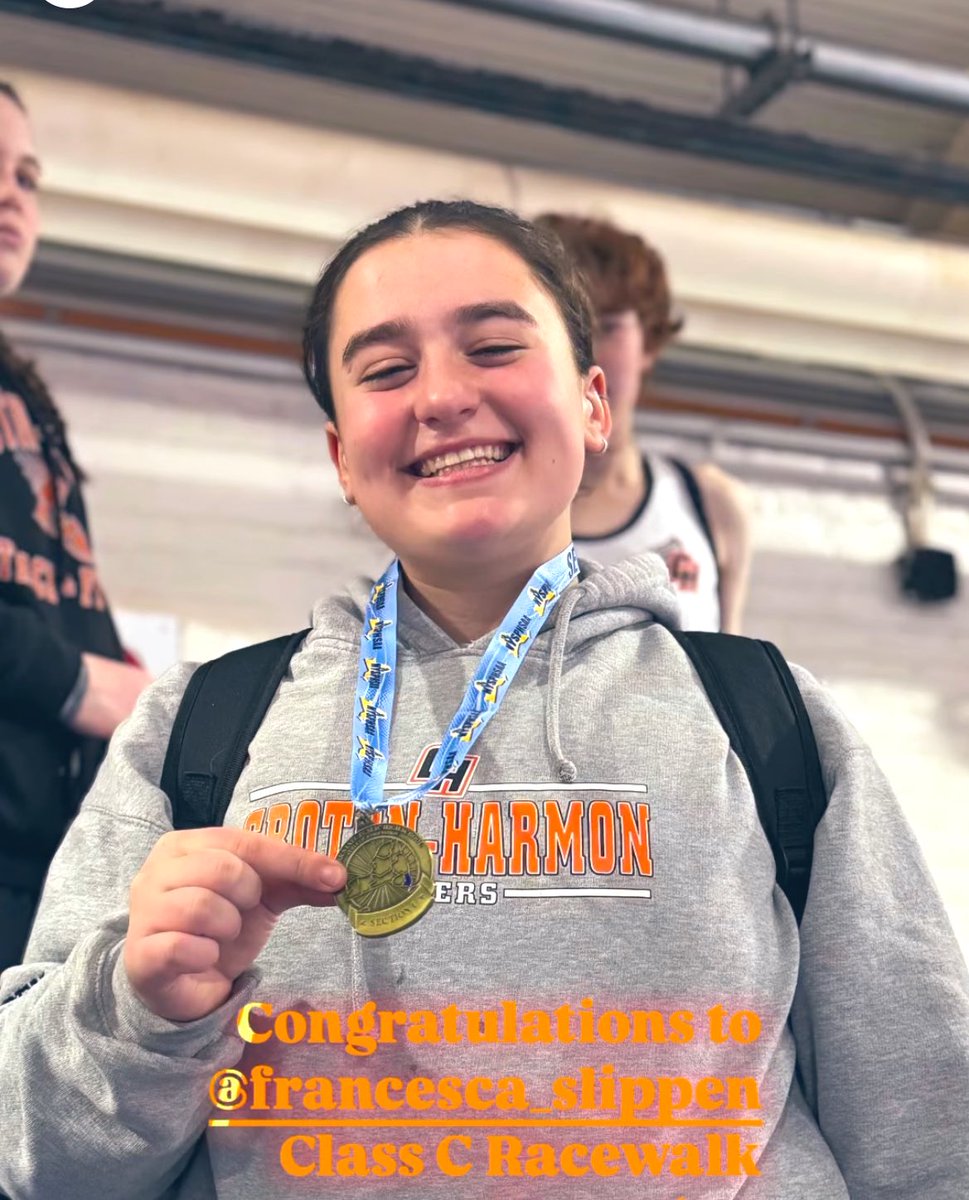 🏃‍♀️Francesca Slippen (Sr.) is competing in the 1500m State qualifier Racewalk on Sun Feb 23, at the Bronx Armory. She placed 1st in the League. Frankie will major in Elementary Ed at Manhattanville College &amp; will play  Field Hockey for the Valiants in the fall. Good luck Frankie!
