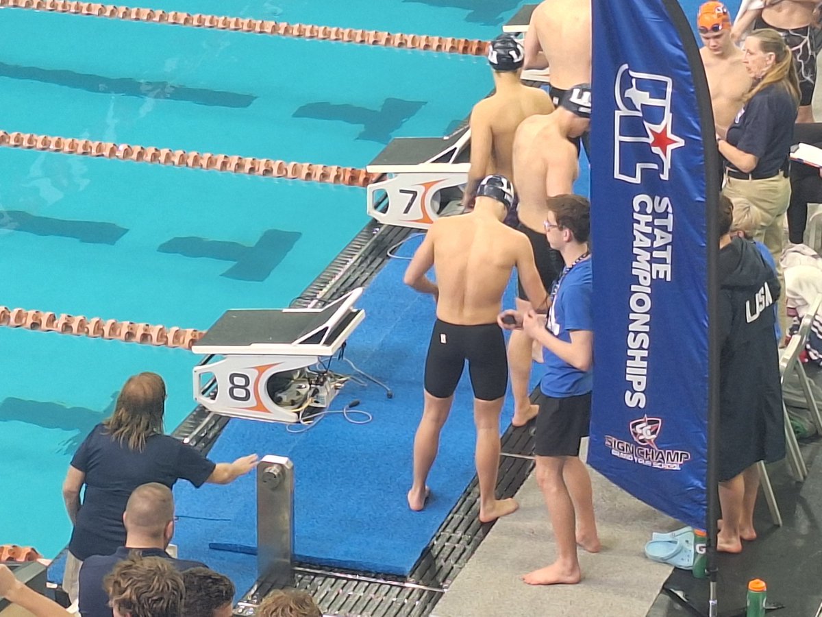 LASA Raptors Athletics (@lasaraptors) on Twitter photo Raptors Boys 400 Relay extremely exciting final heat! The boys came back from 7th place in the 2nd exchange to take 3rd place in the finish! Great job guys!!! #RIPemRAPTORS <a href="/AISDAthletics/">Austin ISD Athletics</a> <a href="/Coach_Howard06/">Coach Gary Howard, Sr, MBA, CAA</a> Raptors Boys 400 Relay extremely exciting final heat! The boys came back from 7th place in the 2nd exchange to take 3rd place in the finish! Great job guys!!! #RIPemRAPTORS <a href="/AISDAthletics/">Austin ISD Athletics</a> <a href="/Coach_Howard06/">Coach Gary Howard, Sr, MBA, CAA</a>