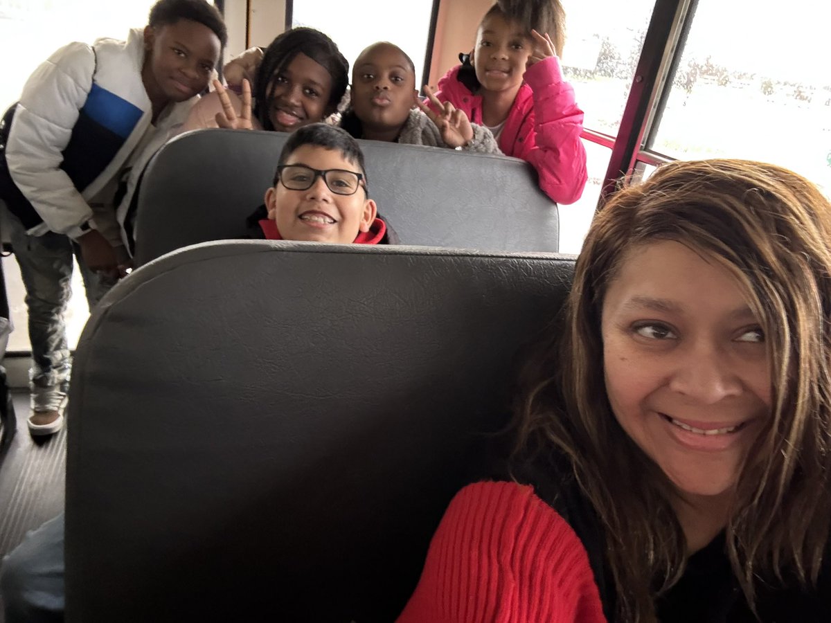 GE_Eagles's tweet photo. Elementary Student Leadership Conference. Our student leaders are Leading the PAC. https://t.co/mY0nuUFF2b