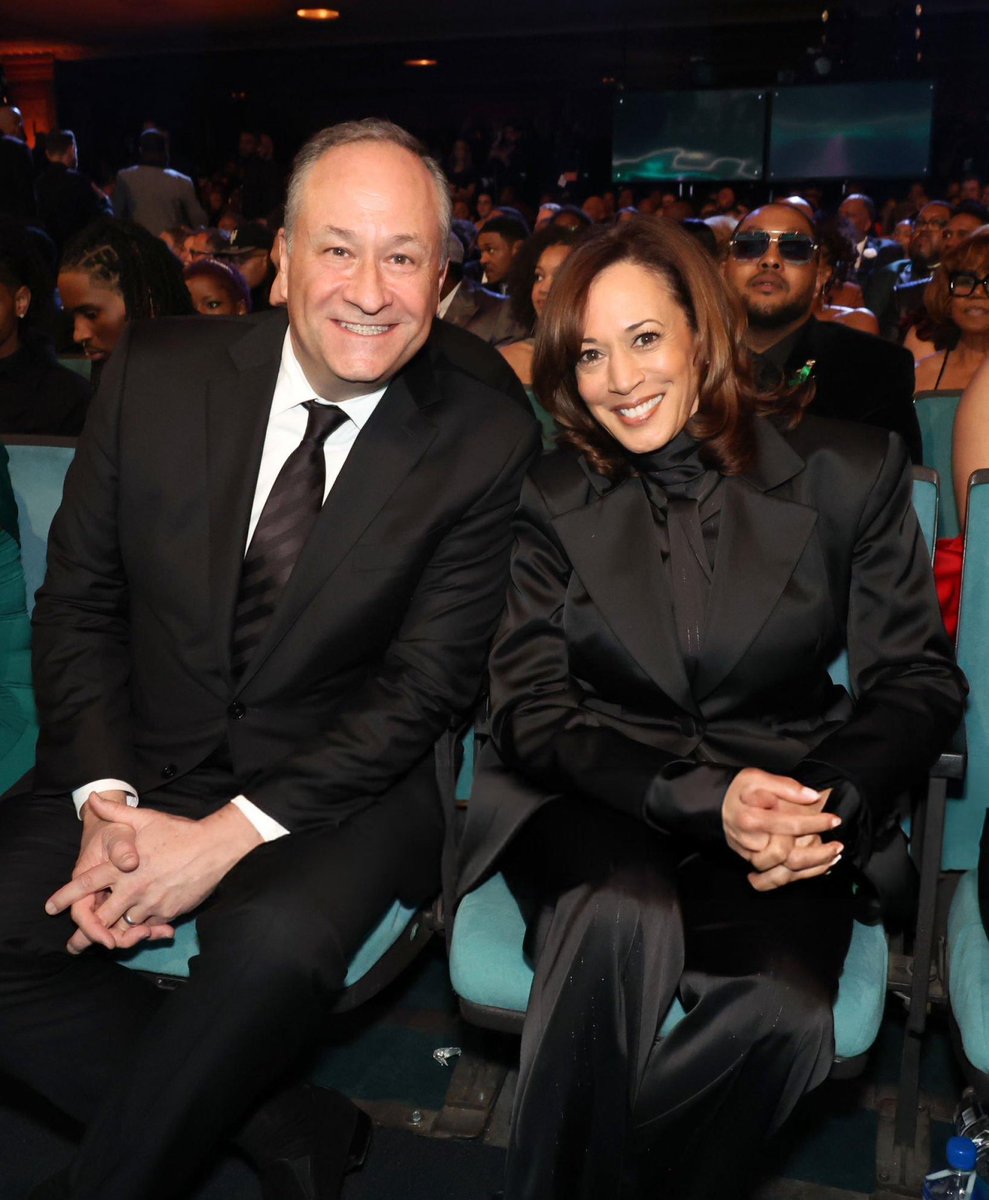 That’s a presidential couple right here I don’t care🥰✨ 

📸: Johnny Nunez