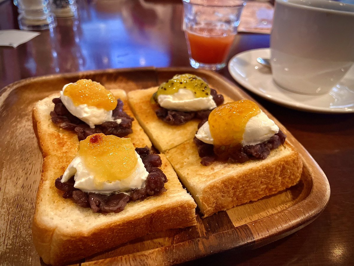 cocoeyes02's tweet image. ガッツリモーニング食うって目的達成できた
 #phpcon_nagoya