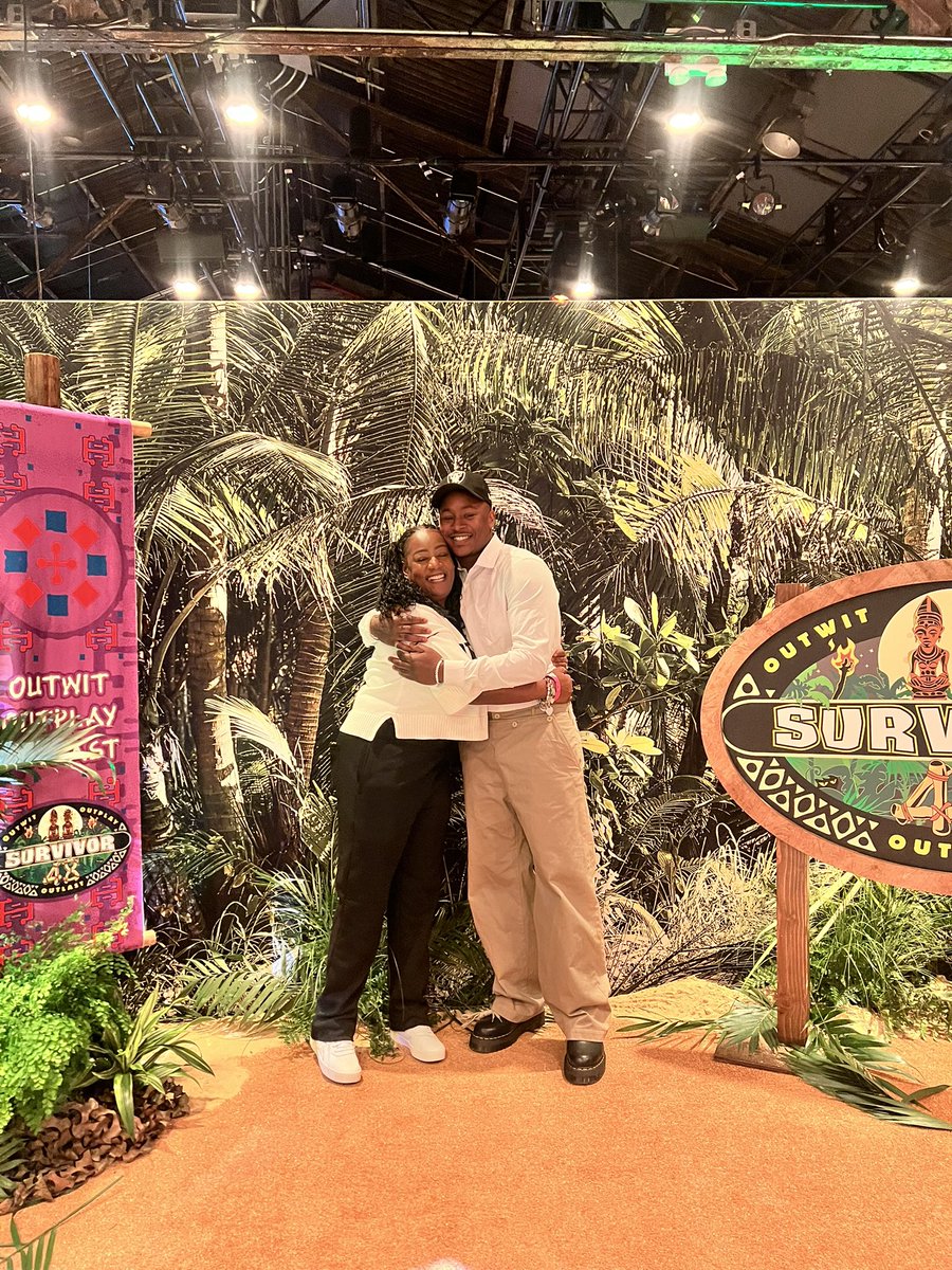 therealjared25's tweet image. Missed my dawg❤️❤️
#fieldsfamily
#survivor48