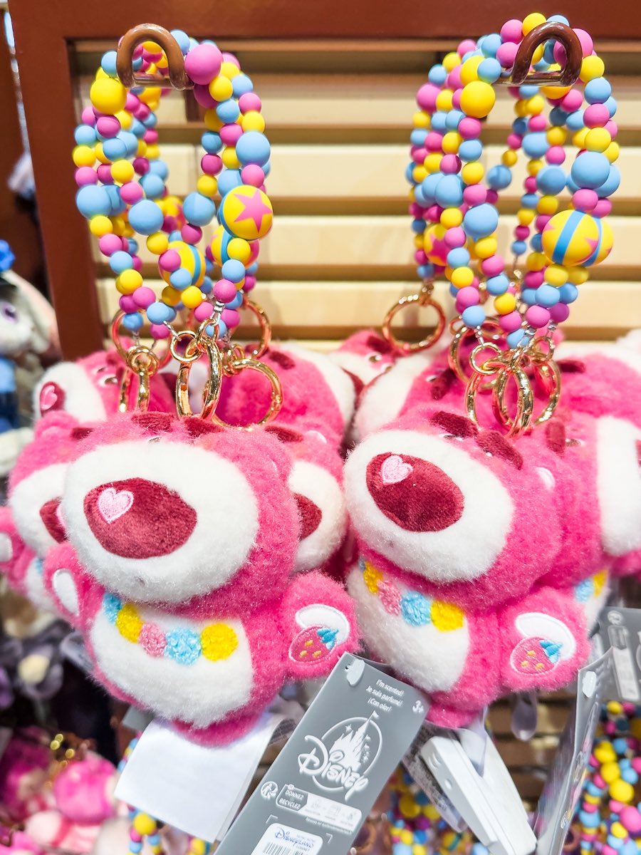 香港ディズニーランド ロッツォのかわいいグッズ販売中☆ #HKdisneyland