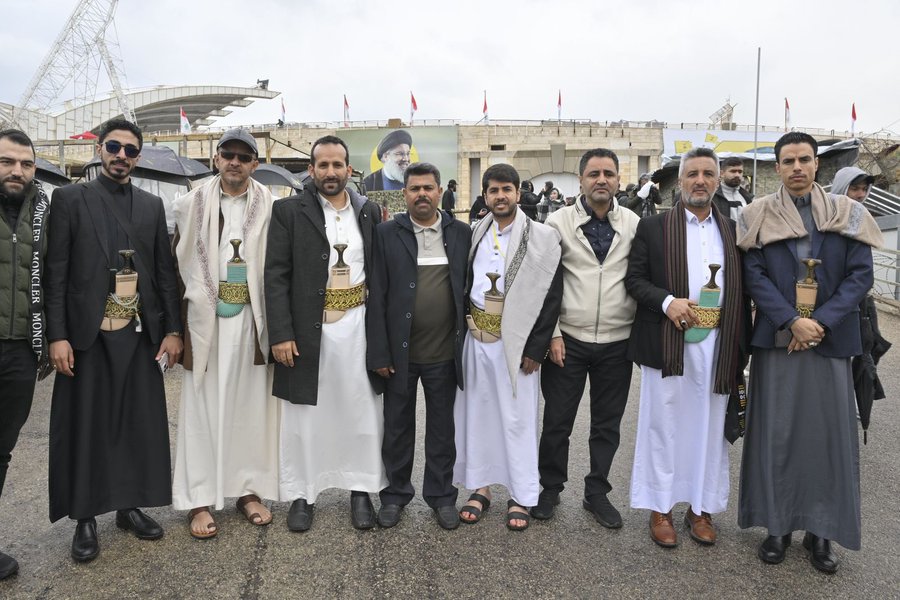 ولك يؤبرني  هالجمال سد بوزك يازلمة 
انقبر بروحك 
الله محيي ارهاب اليمن 🌹😍