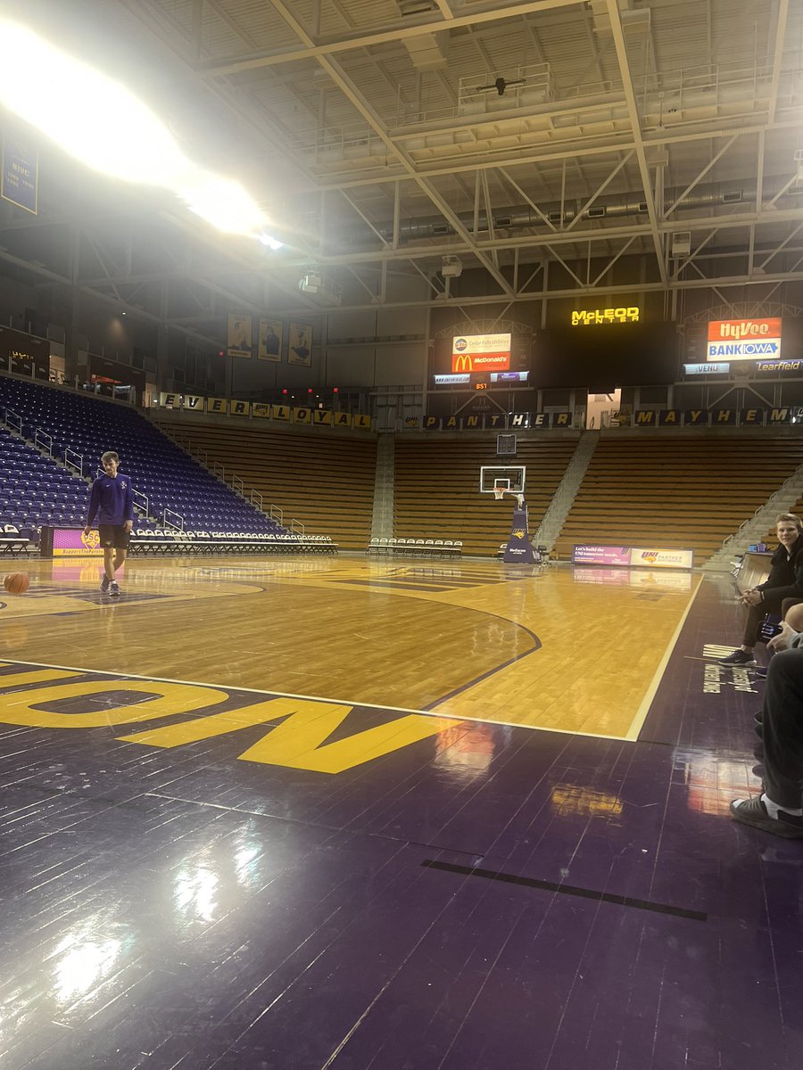 Jaxon Hansen (@jaxonhansen21) on Twitter photo Late night McLeod debate for all UNI basketball fans. ⬇️
Who has made the most shots all time inside of the McLeod Center? (Workout, game, shoot around, practice, shooting for fun, etc.)
<a href="/aj_green4/">AJ Green</a>
<a href="/HJacobson_05/">Hunter Jacobson</a>
<a href="/stuttle10/">Seth Tuttle</a>
Or anyone else
What do we think?? Late night McLeod debate for all UNI basketball fans. ⬇️
Who has made the most shots all time inside of the McLeod Center? (Workout, game, shoot around, practice, shooting for fun, etc.)
<a href="/aj_green4/">AJ Green</a>
<a href="/HJacobson_05/">Hunter Jacobson</a>
<a href="/stuttle10/">Seth Tuttle</a>
Or anyone else
What do we think??