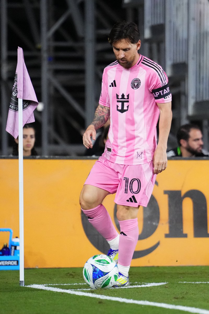 Invictos tweet media