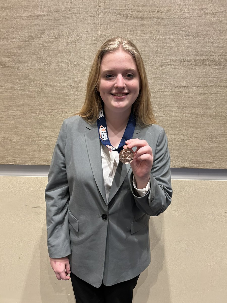 For the first time since 2021, <a href="/LemontSpeech/">LEMONT SPEECH TEAM</a> can boast a medalist at the IHSA Speech State Finals! Congratulations to Nora Thornber, who placed third in the Impromptu Speaking category at the 2025 IHSA State Finals! #WeAreLemont
