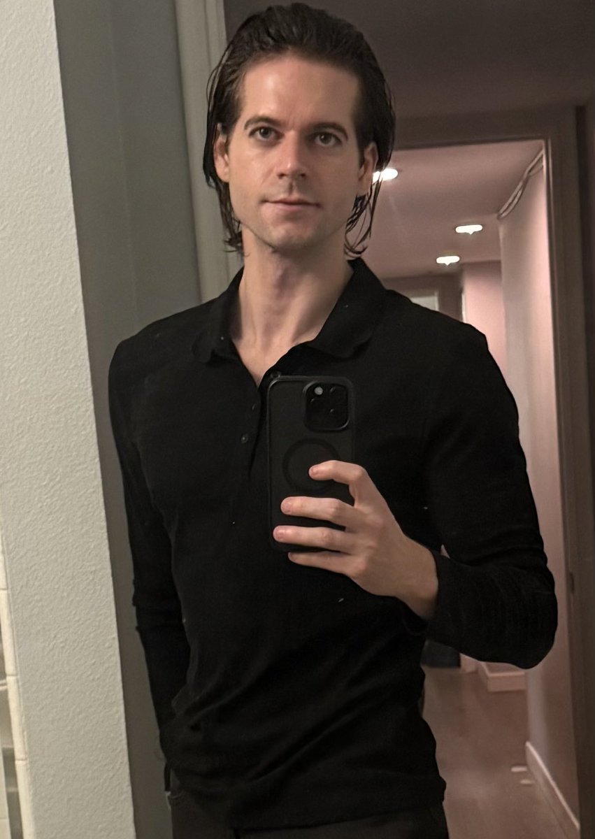 Sam M tweet media