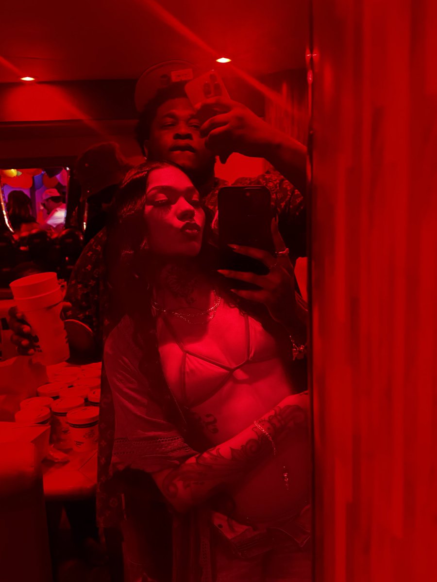 MARNEEZY tweet media