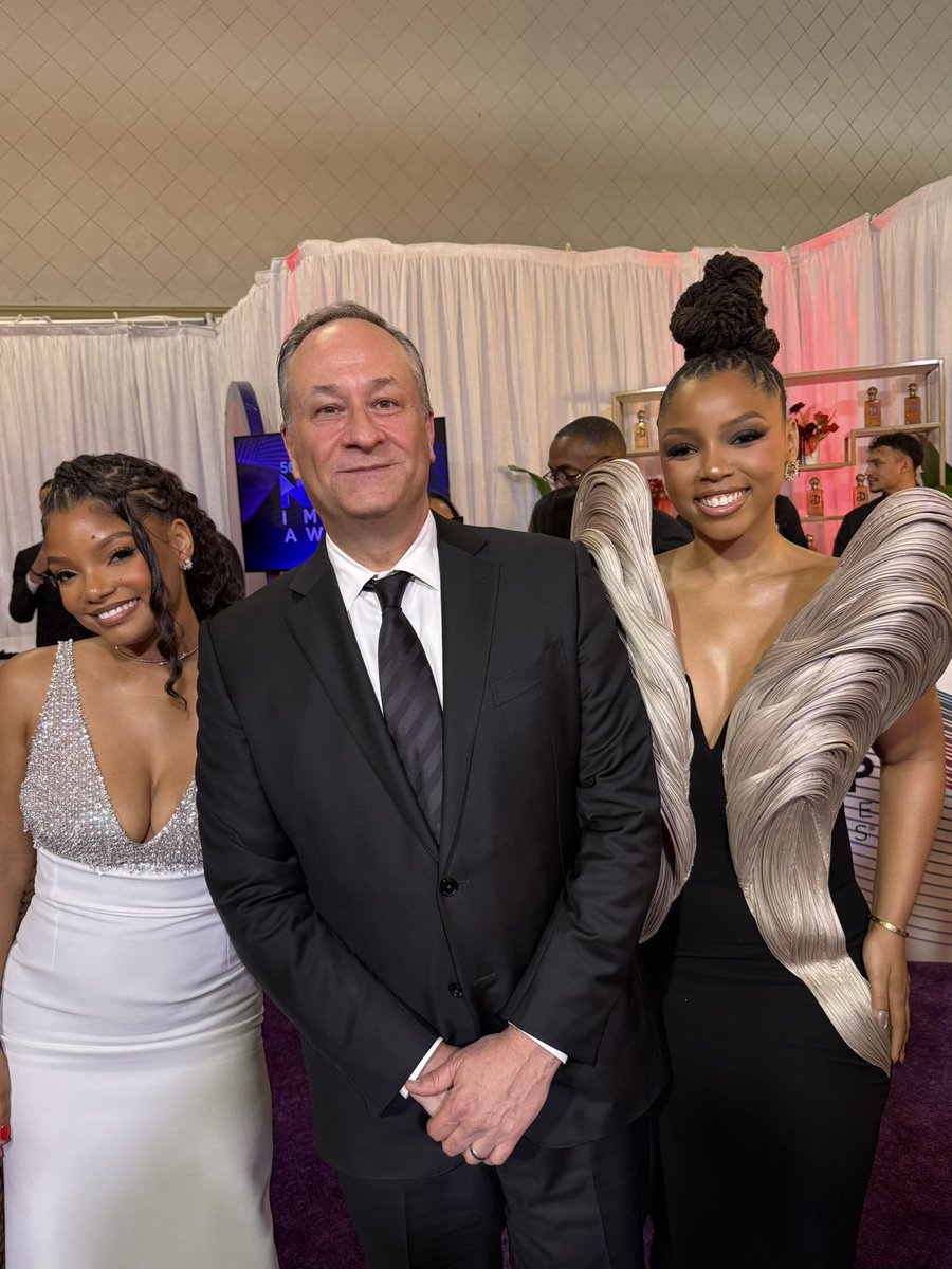 VP <a href="/KamalaHarris/">Kamala Harris</a> &amp; SG <a href="/DouglasEmhoff/">Doug Emhoff</a> backstage after she received  <a href="/NAACP/">NAACP</a> 's Chairman's award.  

Forever proud.