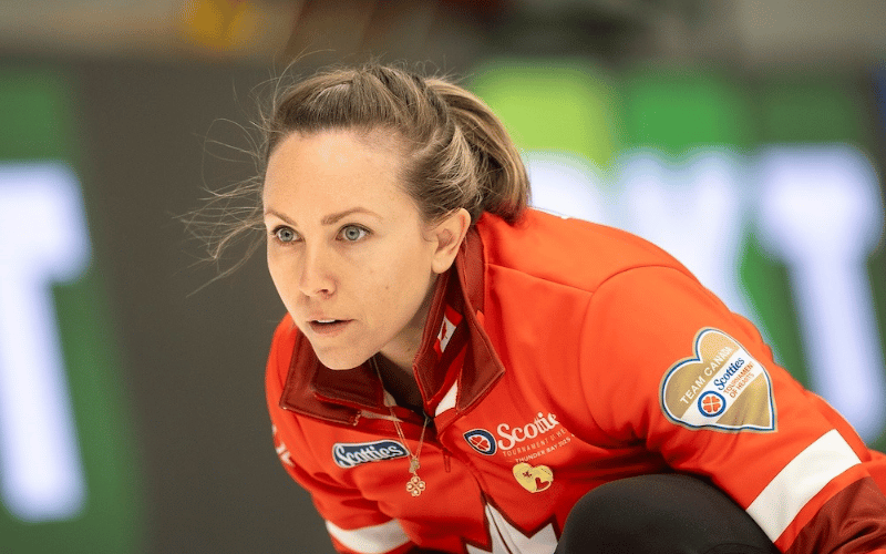 CurlingZone's tweet photo. Ottawa's Rachel Homan advances to the Scotties Final after an 8-4 win over Gimli's Kerri Einarson! #curling 

Read More:
https://t.co/w0K0246IwL 

Photo: Andrew Klaver, Curling Canada #scotties #stoh https://t.co/gzVc4itRfn