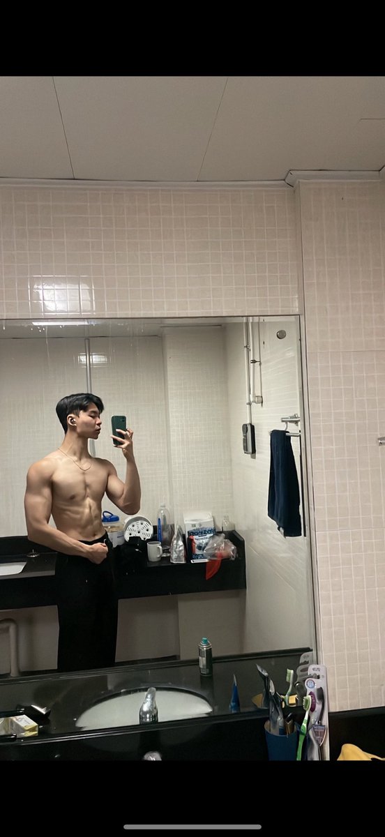 Aiden Chan tweet media