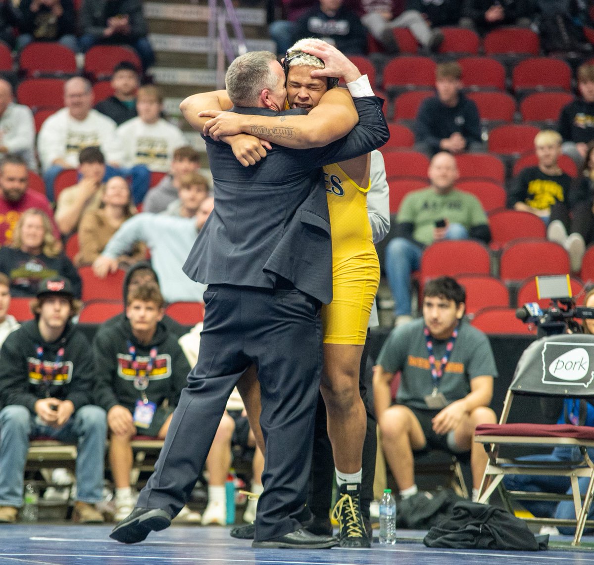 IHSAA's tweet photo. Exciting conclusion to 💯 #iahswr with championships at 285! 
3A: Cooper Martinson, Southeast Polk
2A: Jaydn Cooper, Winterset
1A: Trenton Werner, Nodaway Valley 
🤼https://t.co/zx1dCripVy https://t.co/wtEF2X3rEQ
