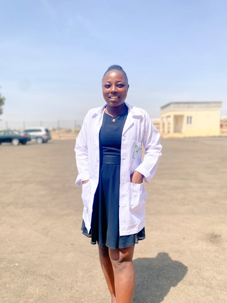 Manlat2's tweet image. +1 today, birthday blessing sis❤️