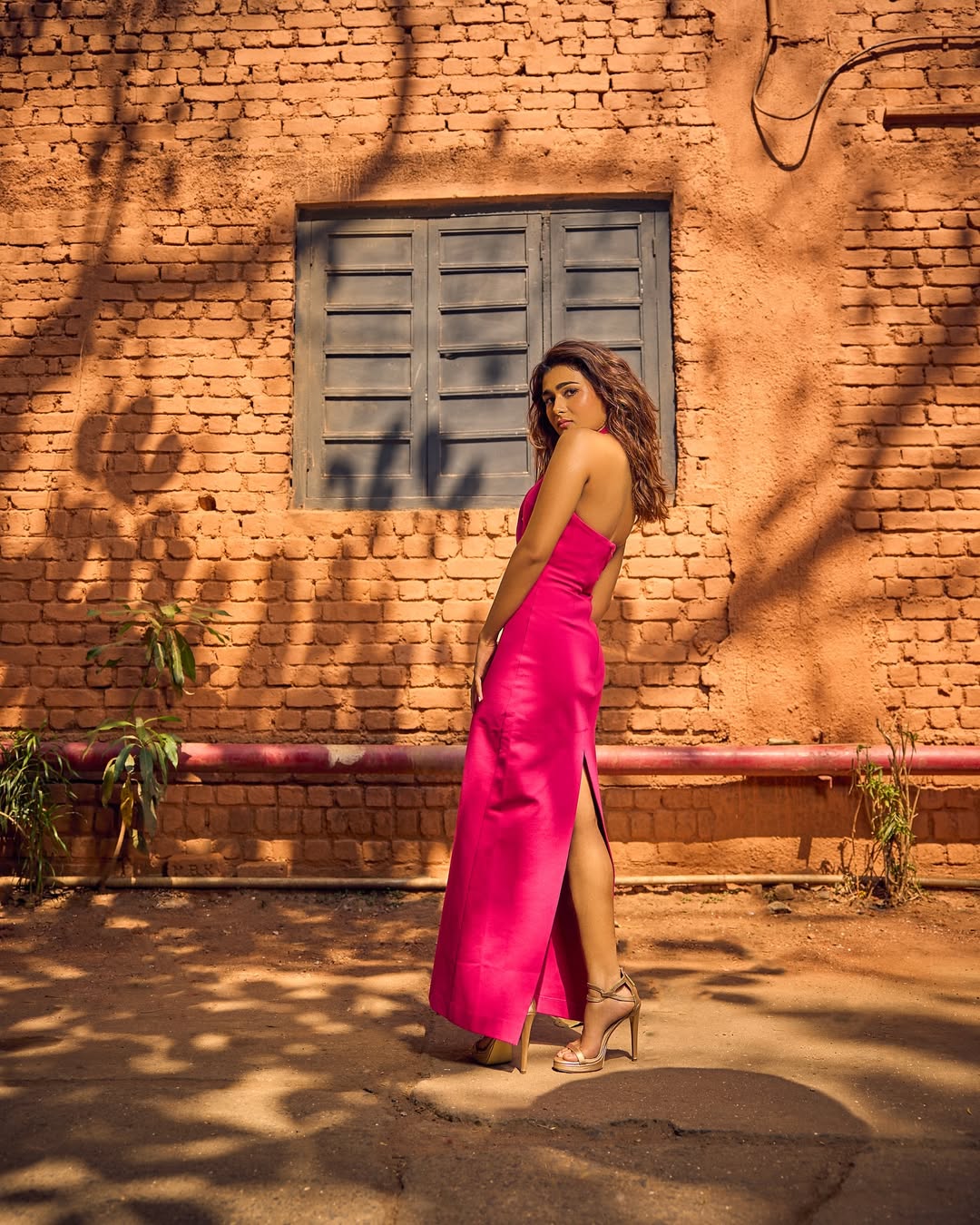 GkcYWiWWgAA6MTF?format=jpg&name=large