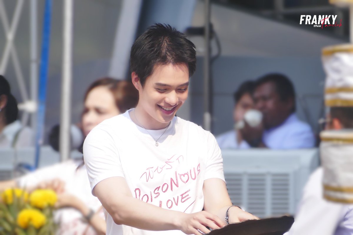 franky_fanclub's tweet photo. "แฟรงกี้ วีรภัฎ" ร่วมงานบวงสรวงซีรีส์ "พิษรัก  POISONOUS LOVE" 🥀

WORSHIP POISONOUS LOVE 
#Franky_weerapat #แฟรงกี้วีรภัฎ 
#บวงสรวงพิษรัก #พิษรัก #PoisonousLoveTheSeries
#NorthStarEntertainment 
@Franky_weerapat https://t.co/OuG0TchXN3