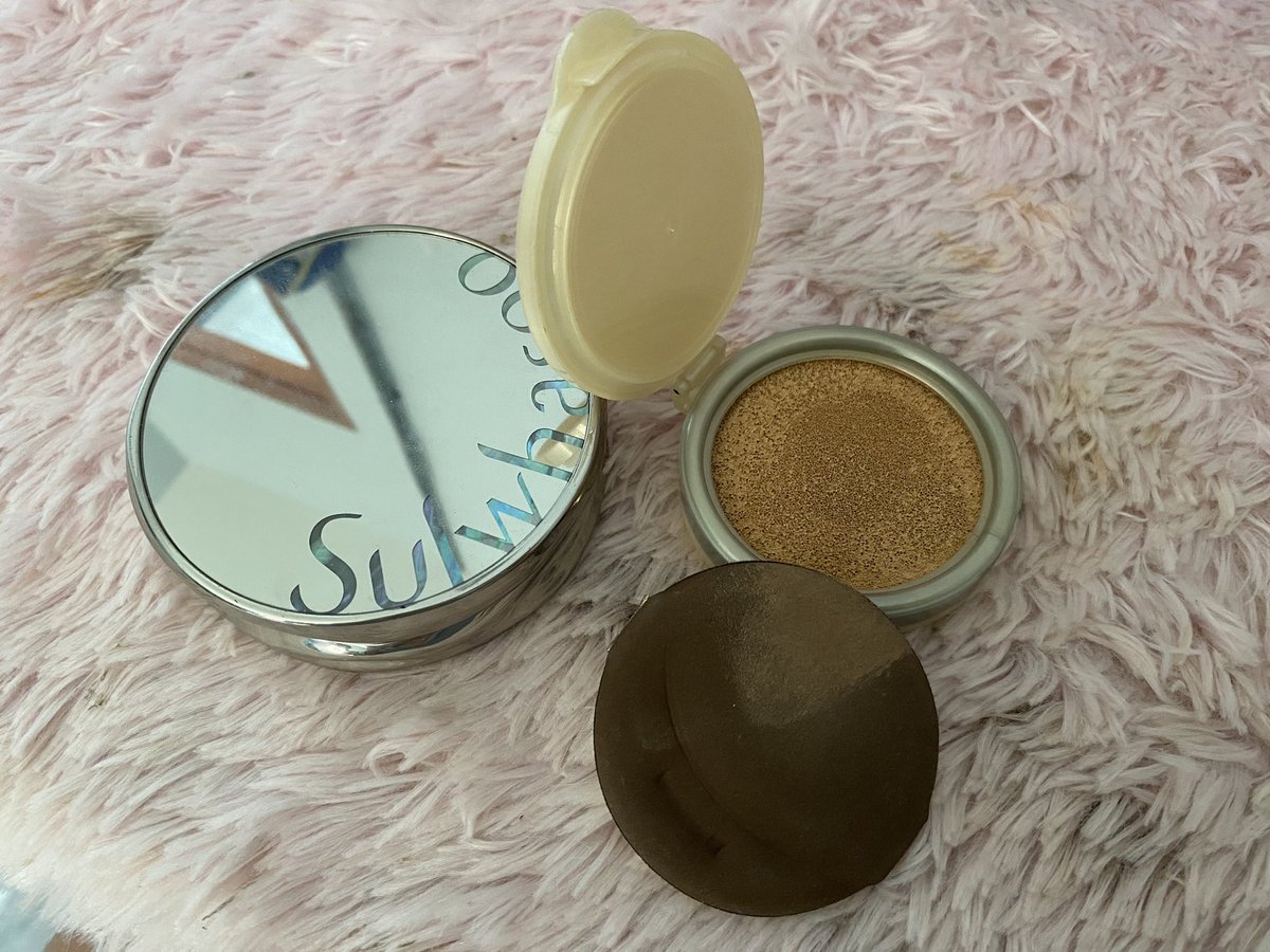 📍 รีฟิล คุชชั่น Sulwhasoo perfecting เบอร์23
+ ตลับเปล่า ไม่แน่ใจรุ่นไหน

-ลองใช้ครั้งเดียวค่ะสีเข้มไป

‼️ 290฿ รวมส่ง from พันกว่าค่า
 #ส่งต่อคสอ #ส่งต่อคสอมือสอง #ส่งต่อเครื่องสำอาง #เครื่องสําอางค์มือสอง  #คสอเกาหลี #เครื่องสําอางมือสอง #คสอมือสอง #คุชชั่น  #เสื้อผ้ามือสอง