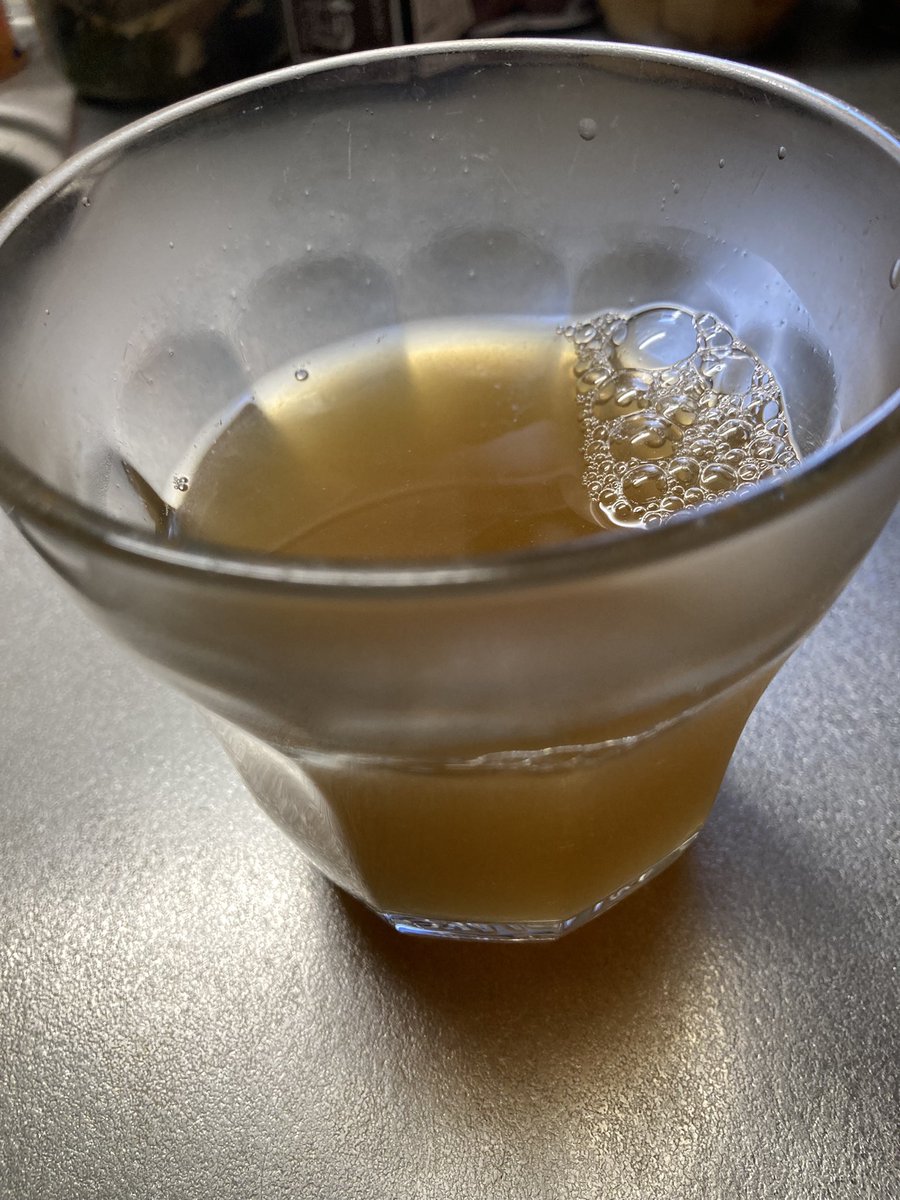Marronglac2's tweet photo. 大豆がいい具合に煮えました。
この後14時から味噌作りです。
楽しみです。

#aiyueyo
#味噌作り
#ナエドコ https://t.co/3vKNuXCkLK