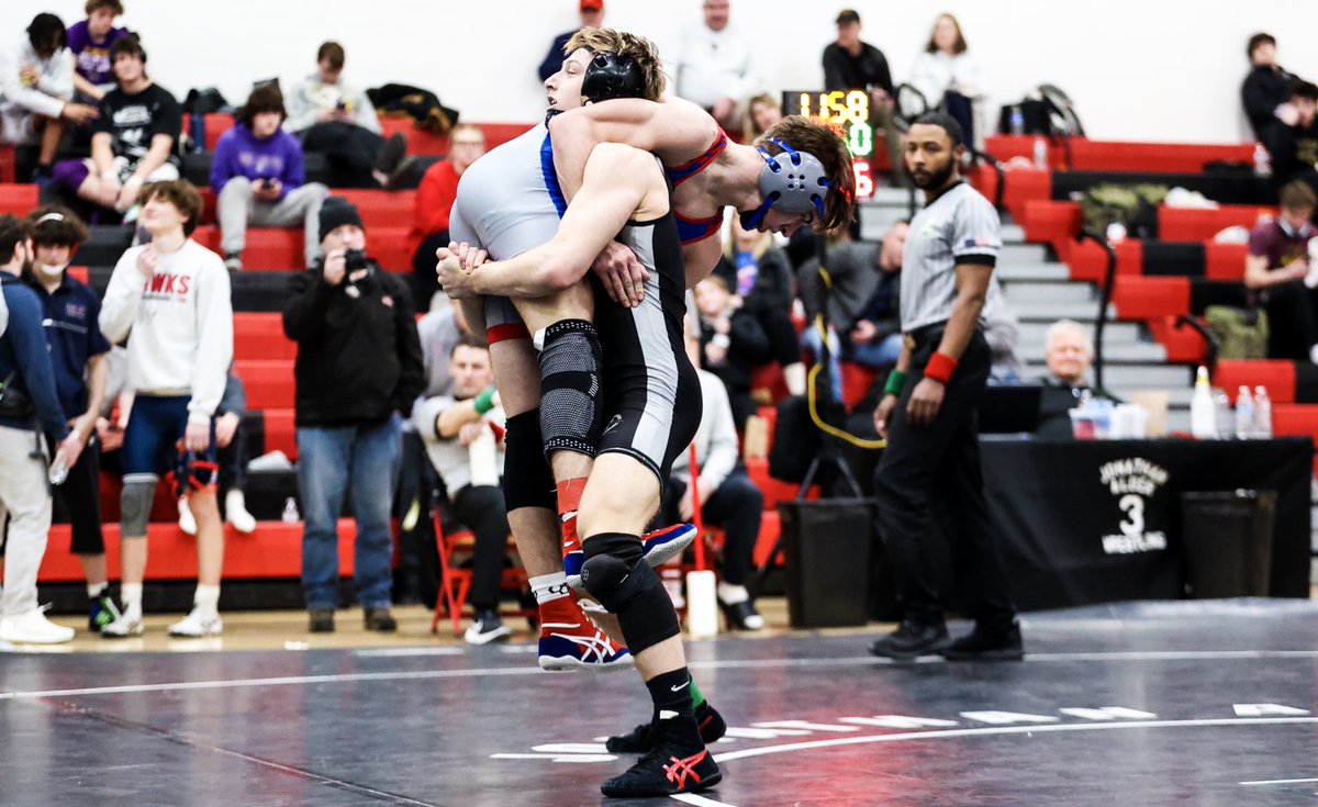 AlderAthletics's tweet photo. Boys Wrestling hosted the OHSAA Sectional Tournament today, and had a great day finishing as the Sectional Runner-Up, and advanced a big number of wrestlers to the District Tournament next weekend in Wilmington. Great day for Alder Wrestling! @AlderHS https://t.co/bYv0IChVvq