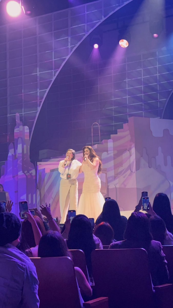 — final boss (cacai) 😅

kinabog lahat ng surprise guests, sooo happy to witness this 🥹🤍