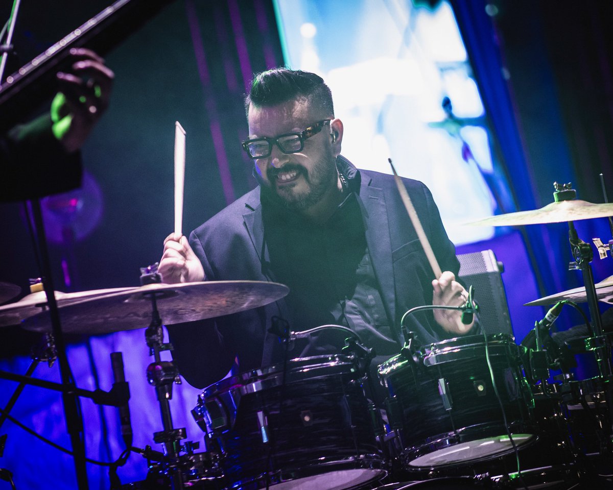 HorizonteJazz's tweet photo. Fiesta en el @mjazzcdmx con la presentación de @trokerofficial 🇲🇽😮‍💨🌟

📸: Gerardo P. Bahena https://t.co/8RtpKaCZyU