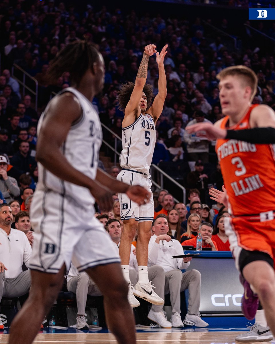 rheidrick24's tweet photo. If the season ended today, Duke would have the 2nd highest Net Rating (adjusted efficiency margin) in KenPom history:

1. 1999 Duke +43.01
2. 2025 Duke +38.16
3. 2001 Duke +37.32
4. 2015 Kentucky +36.91
5. 2021 Gonzaga +36.48
6. 2024 UConn +36.43

A special squad. https://t.co/DDwAGS4sZY