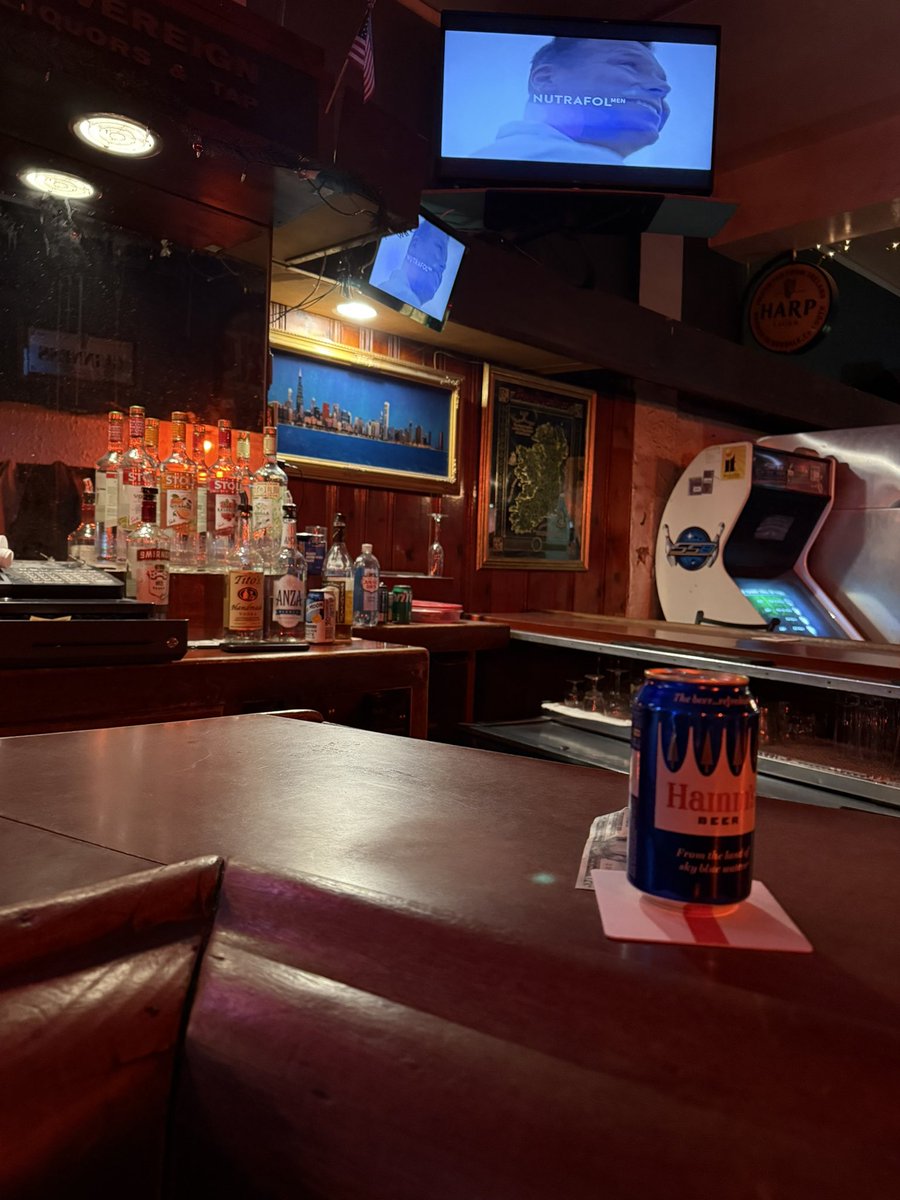 Whatsmydrink's tweet image. A #MolsonCoors gem at an undisclosed Edgewater location #Chicago #Cheers