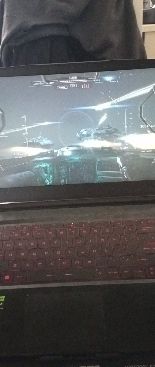 beyournext's tweet image. hiburan dulu yee cape tugas bae