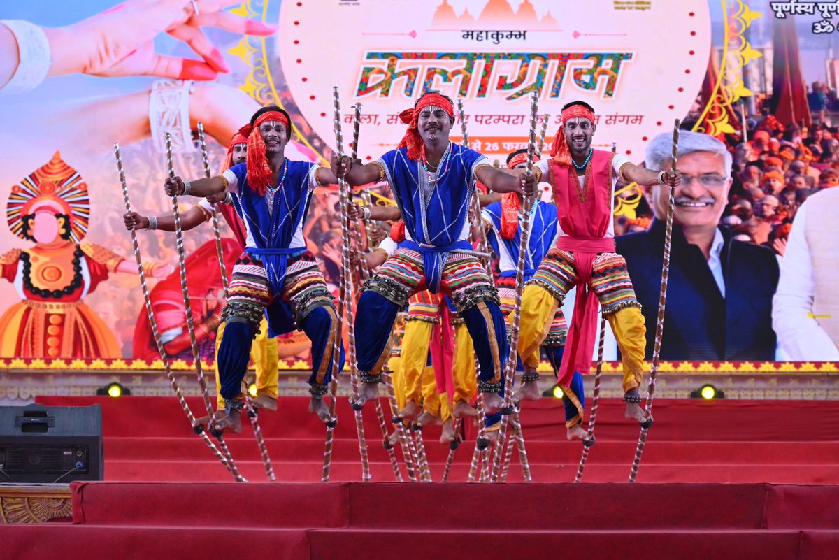 MinOfCultureGoI's tweet photo. A journey through India’s artistic and cultural legacy at #KalagramAtMahaKumbh

📍Prayagraj, Uttar Pradesh
🗓️Till 26th Feb

To get featured, tag us in your picture/video and use #BharatFromMyLens in the caption.

#CultureUnitesAll #Kalagram #MahaKumbh https://t.co/LGvCimW6KC