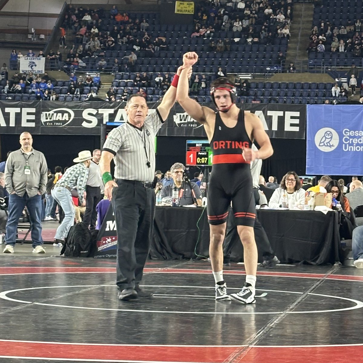 wiaawa's tweet image. 2025 WIAA 2A Boys 175 lb. State Wrestling Champion:

Levi DiCugno (Orting)

@GesaCU  #matclassic