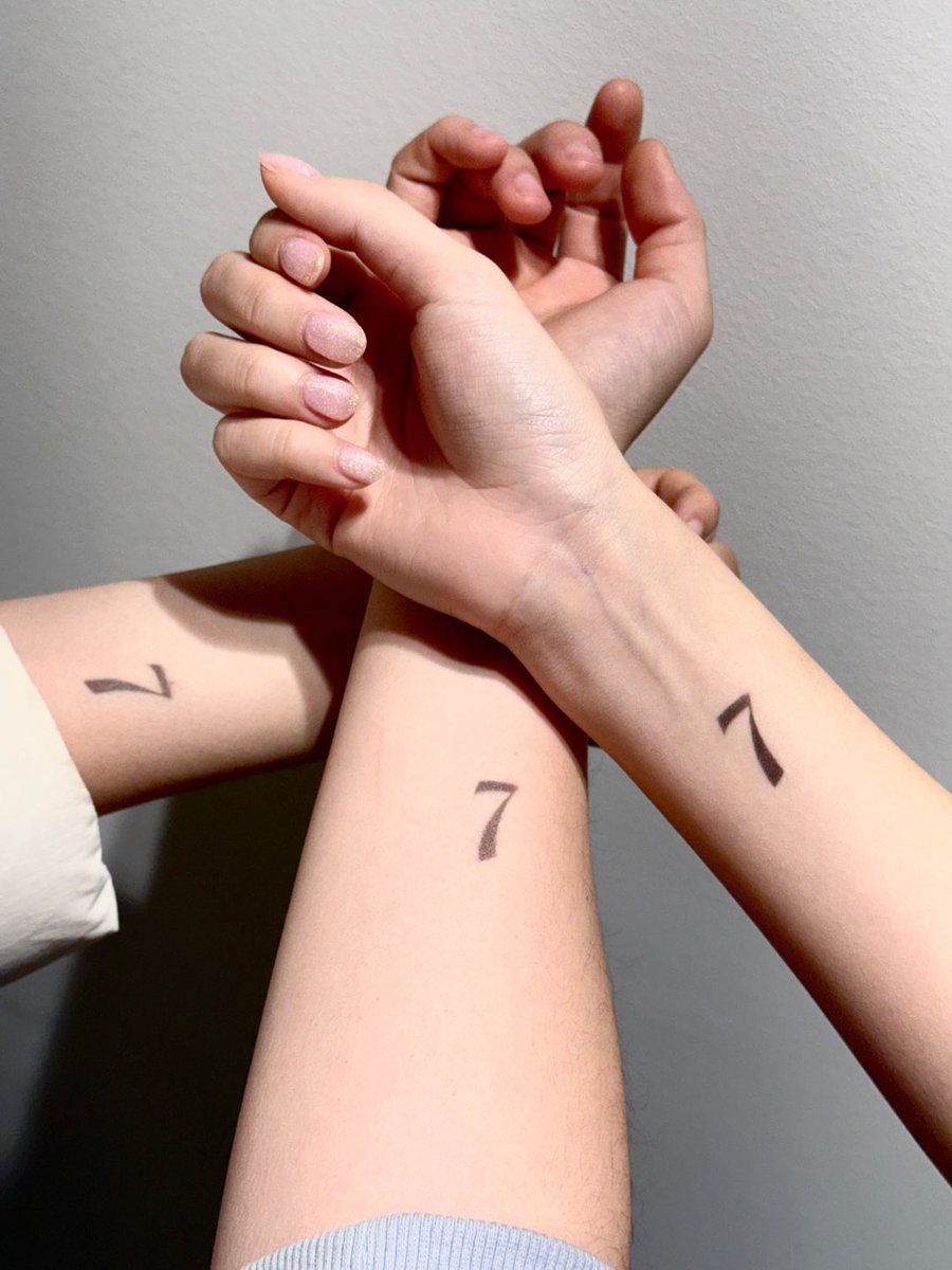 _imprintu's tweet photo. pov: you get the BTS friendship tattoo 🥺🫶
Feeling concert ready ✨ @bts_bighit #HOPE_ON_STAGE_TOUR
#JHOPE #HOS_TOUR #제이홉 https://t.co/eq42JCGN0H