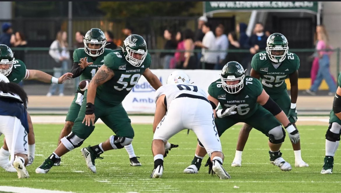 Rayshawn Brown (@55_rjbrown) on Twitter photo After a great conversation with coach <a href="/CJPollard1/">C.J. Pollard</a> I am blessed to say I have received my first D1 offer from Sacramento State ALL GLORY TO THE MAN ABOVE 🙏🏽
-
-
-
-
#AG2G #SACRAMENTOSTATE #SACSTATE #firstofmany🙏🏽 After a great conversation with coach <a href="/CJPollard1/">C.J. Pollard</a> I am blessed to say I have received my first D1 offer from Sacramento State ALL GLORY TO THE MAN ABOVE 🙏🏽
-
-
-
-
#AG2G #SACRAMENTOSTATE #SACSTATE #firstofmany🙏🏽