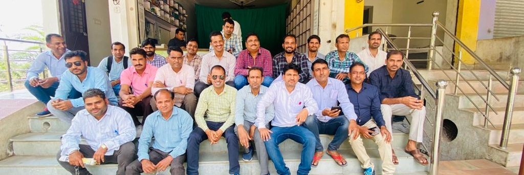 NARESH MEENA KAIMA (@nareshminakaima) on Twitter photo #सरकारअनीतिपर_3rdGशिक्षक_ट्रांसफरको_तरसे
<a href="/BJP4Rajasthan/">BJP Rajasthan</a>
<a href="/BhajanlalBjp/">Bhajanlal Sharma</a>
<a href="/KumariDiya/">Diya Kumari</a>
<a href="/madandilawar/">Madan Dilawar</a>
<a href="/1stIndiaNews/">First India News</a>
<a href="/arvindchotia/">Arvind Chotia</a>
<a href="/8PMnoCM/">राजस्थानी ट्वीट</a>
<a href="/pantlp/">LP Pant</a> <a href="/DrRanjeetMeena/">Dr.Ranjeet Meena</a> <a href="/JATbera1/">Bhera ram</a>
<a href="/dsrajpurohit291/">Doonger Singh</a> #सरकारअनीतिपर_3rdGशिक्षक_ट्रांसफरको_तरसे
<a href="/BJP4Rajasthan/">BJP Rajasthan</a>
<a href="/BhajanlalBjp/">Bhajanlal Sharma</a>
<a href="/KumariDiya/">Diya Kumari</a>
<a href="/madandilawar/">Madan Dilawar</a>
<a href="/1stIndiaNews/">First India News</a>
<a href="/arvindchotia/">Arvind Chotia</a>
<a href="/8PMnoCM/">राजस्थानी ट्वीट</a>
<a href="/pantlp/">LP Pant</a> <a href="/DrRanjeetMeena/">Dr.Ranjeet Meena</a> <a href="/JATbera1/">Bhera ram</a>
<a href="/dsrajpurohit291/">Doonger Singh</a>