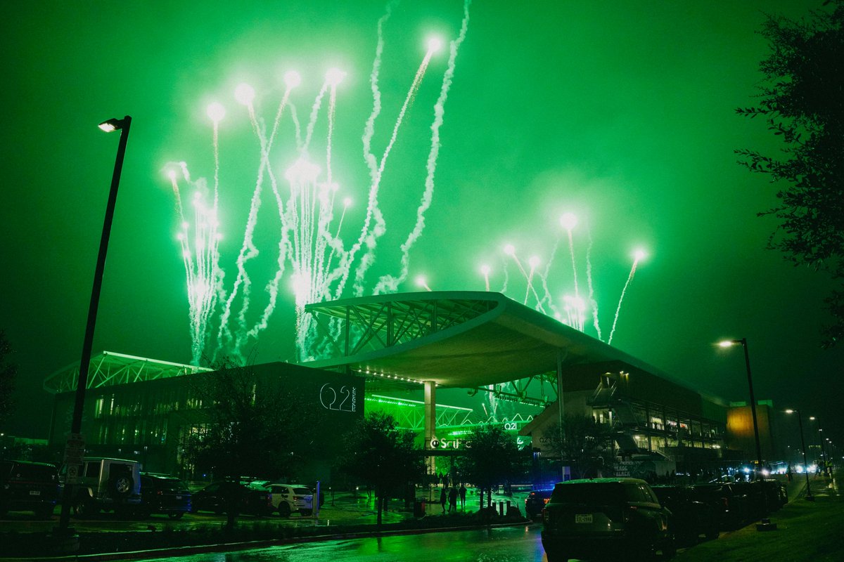 AustinFC's tweet photo. The night is VERDE. 🎆 https://t.co/OuR7ZKGSI8