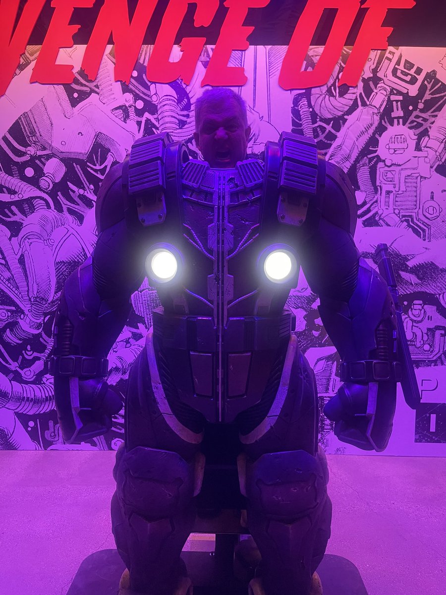 Hey <a href="/badideahello/">BAD IDEA</a> - conscription complete! Destroy the weapon, return home! Planet Death armor!