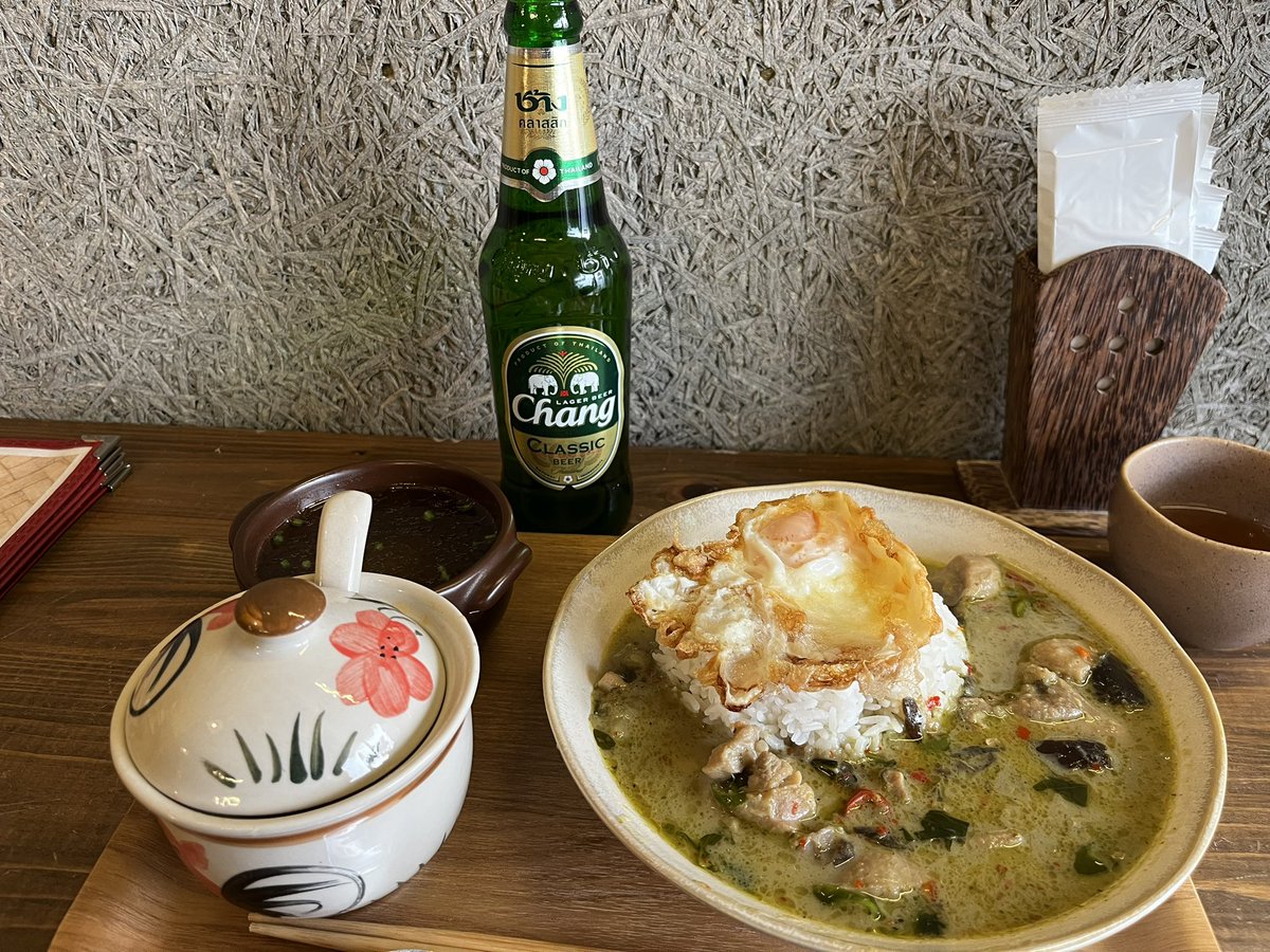 ayano_fan1's tweet photo. 東三国で大好きなタイ🇹🇭料理のお店で、
🍻スタート✨✨
タイ🇹🇭サイコー
水〜日の9:30〜14:30しかあいてない激レア店
#tsure #ツレ
#タイ料理 #大阪タイ料理
#東三国グルメ https://t.co/HBgX7lkOc9