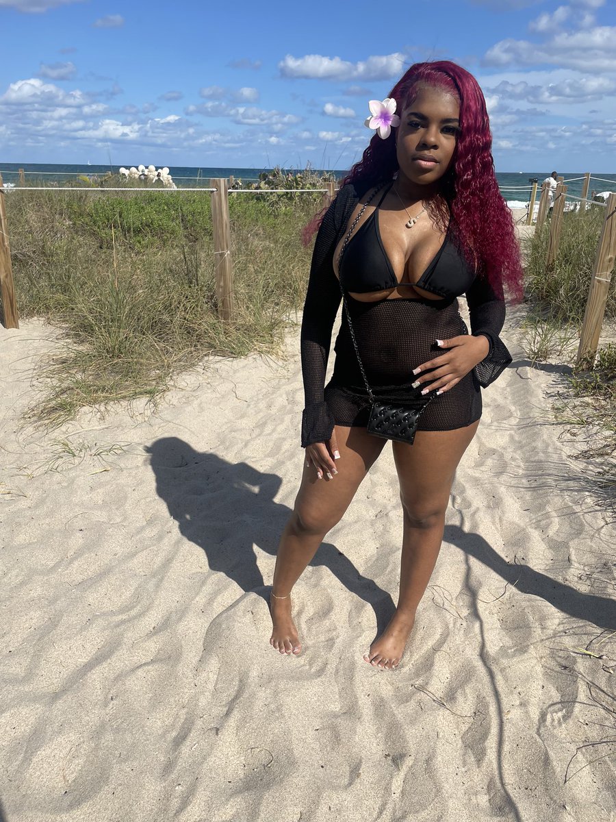stephdabrxtt's tweet photo. Ig : therealstephdabratt https://t.co/fojcHU8IMJ