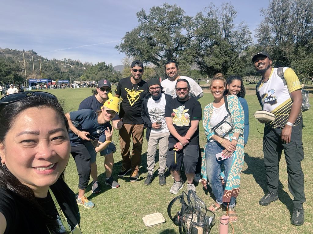 L8KER89's tweet photo. Day 2✔️ another successful event with the @PokemonGoApp community. It was nice seeing friends from around the world come to 1 city to play what we love!! Next Stop New Jersey. @HMLondonPOGO @antball310 @_ruhzy9 @ItsFleeceKing @Darknotlovely https://t.co/0CO71UuAyh