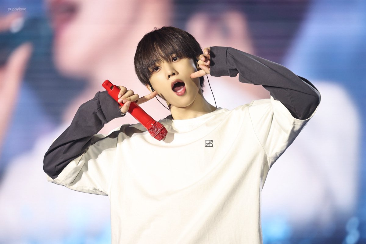 puppylovesw's tweet photo. 250222 눈빛은 예전부터 코굼띠 씹어먹었고 얼굴은 한결같이 2살
#선우 #SUNWOO #더보이즈 #THEBOYZ https://t.co/AX9BCI6N3t