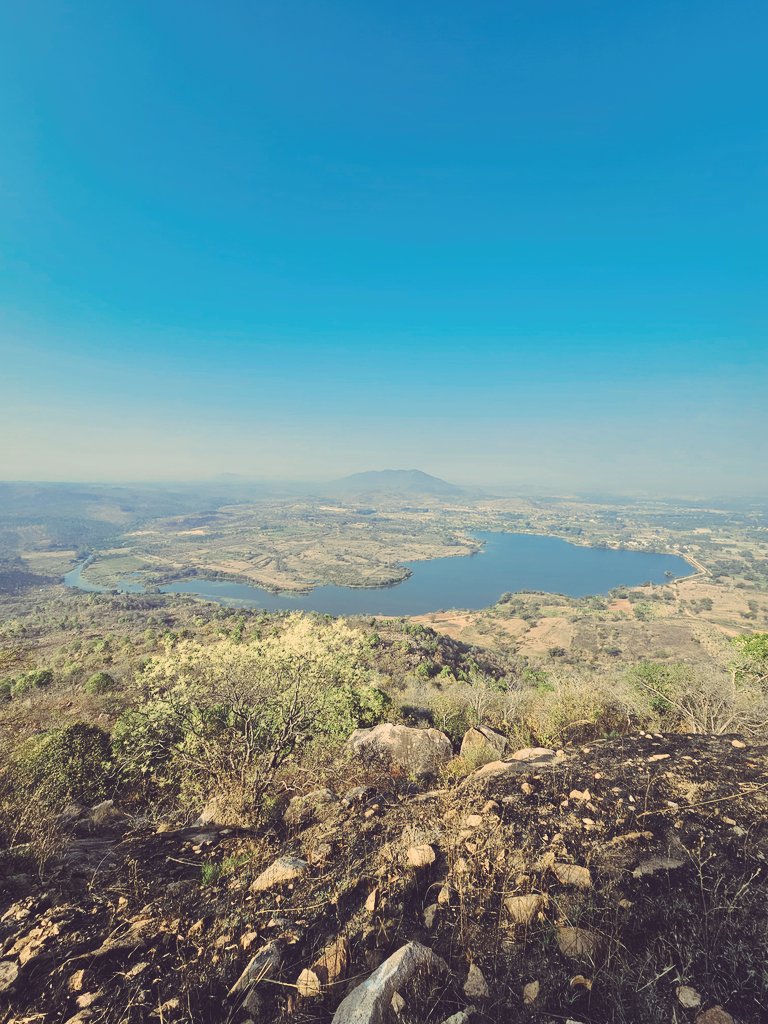 DrDeepakKrishn1's tweet photo. #Makalidurga trek #SundayVibes https://t.co/H5uMRgoJD4
