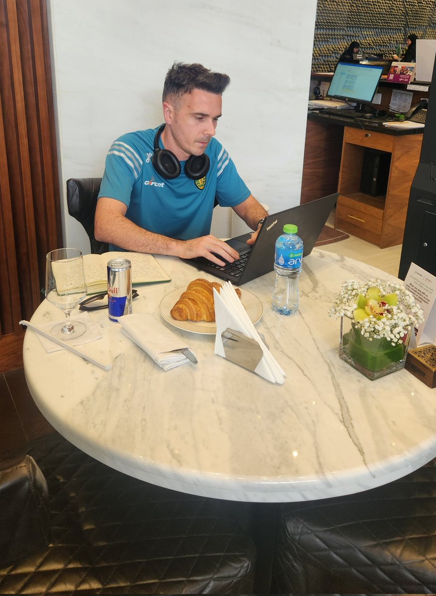 Writing and Fighting ✍️💥🇸🇦 #RiyadhSeason #BeterbievBivol2