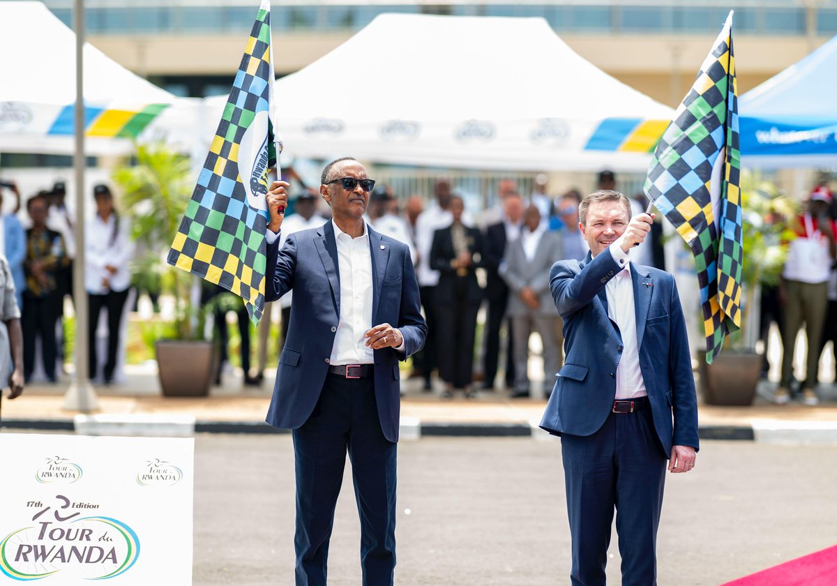 UrugwiroVillage's tweet image. President Kagame and Union Cycliste Internationale (UCI) President David Lappartient flagged off the 17th edition of Rwanda Cycling Tour #TdRwanda2025. This year’s edition comes ahead of the UCI World Championships that is expected to bring together riders from across the world…